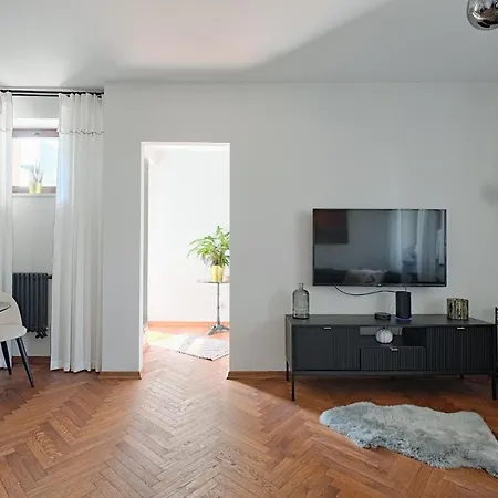 Old Town - Sapiezynska アパート ワルシャワ