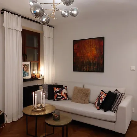 Old Town - Sapiezynska *